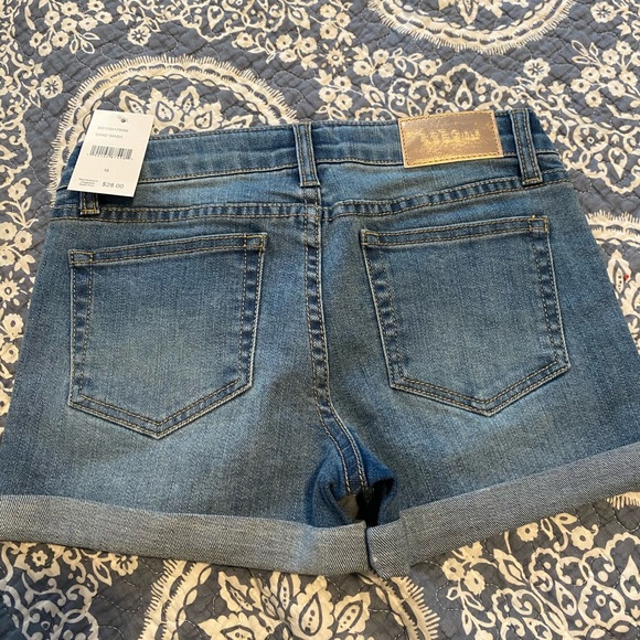 BCBG Stretch Denim Roll Cuff Short - Picture 3 of 5